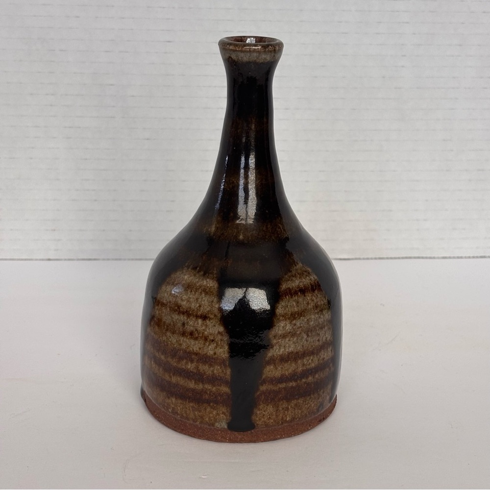 VTG, MCM, Hand Thrown Pottery, Bud Vase, Drip Glazed, Signed By Artist 6.5” - Picture 2 of 8